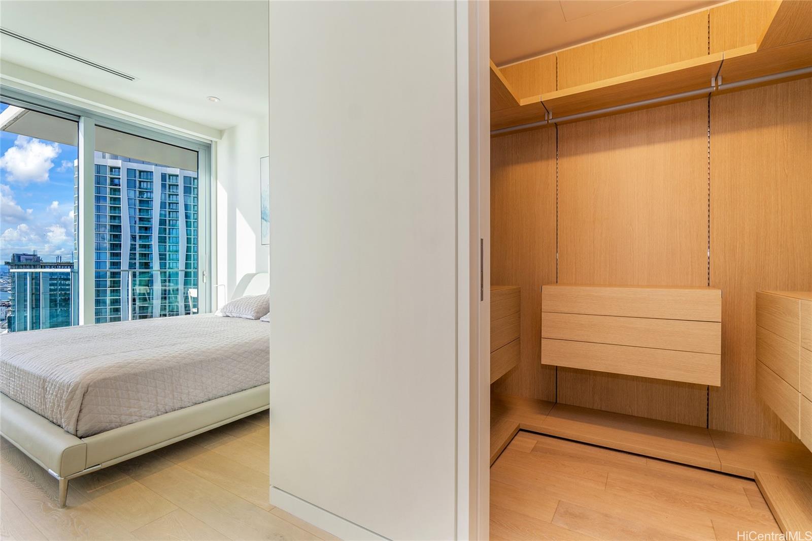 Waiea - 1118 Ala Moana condo # 2805, Honolulu, Hawaii - photo 6 of 23