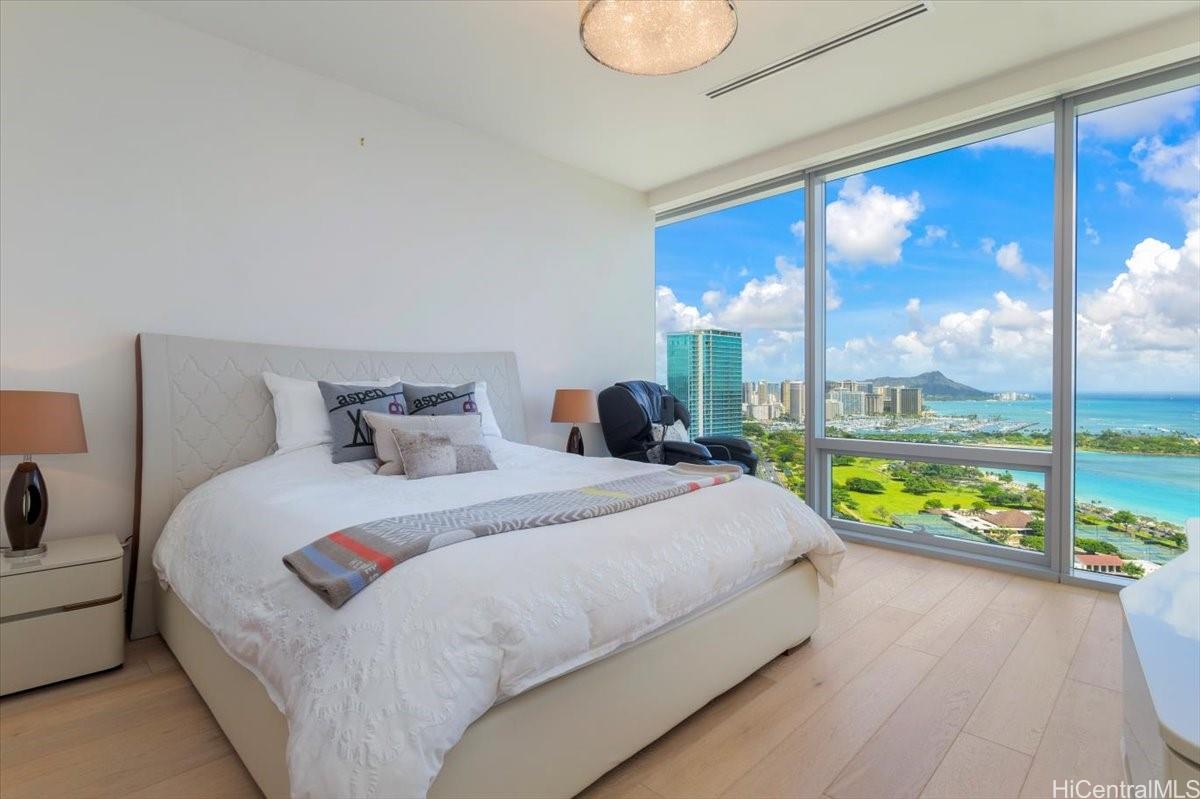 1118 Ala Moana Blvd Honolulu - Rental - photo 12 of 25