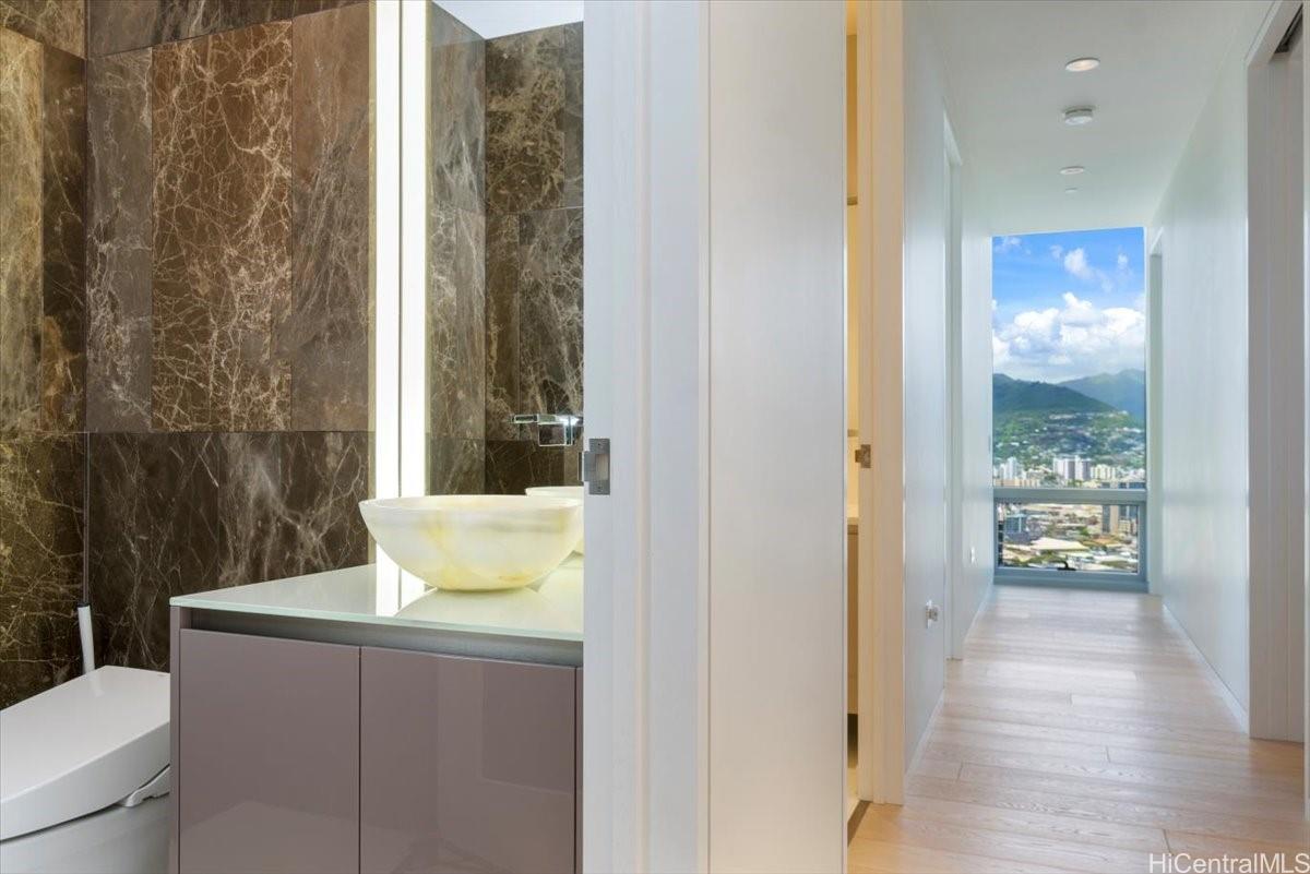 1118 Ala Moana Blvd Honolulu - Rental - photo 18 of 25