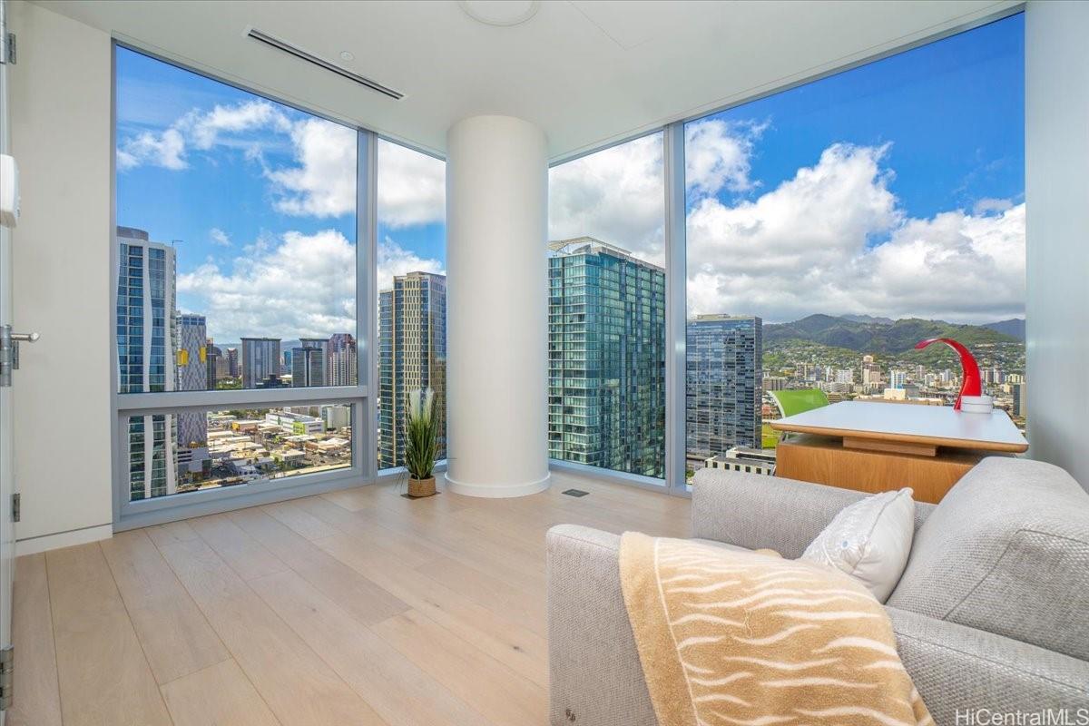 1118 Ala Moana Blvd Honolulu - Rental - photo 19 of 25