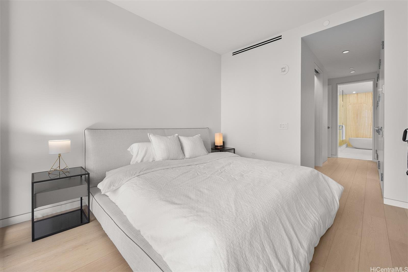 Waiea - 1118 Ala Moana condo # 2903, Honolulu, Hawaii - photo 15 of 25