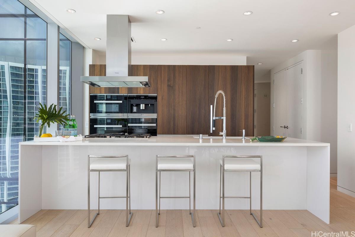 Waiea - 1118 Ala Moana condo # 2905, Honolulu, Hawaii - photo 5 of 24