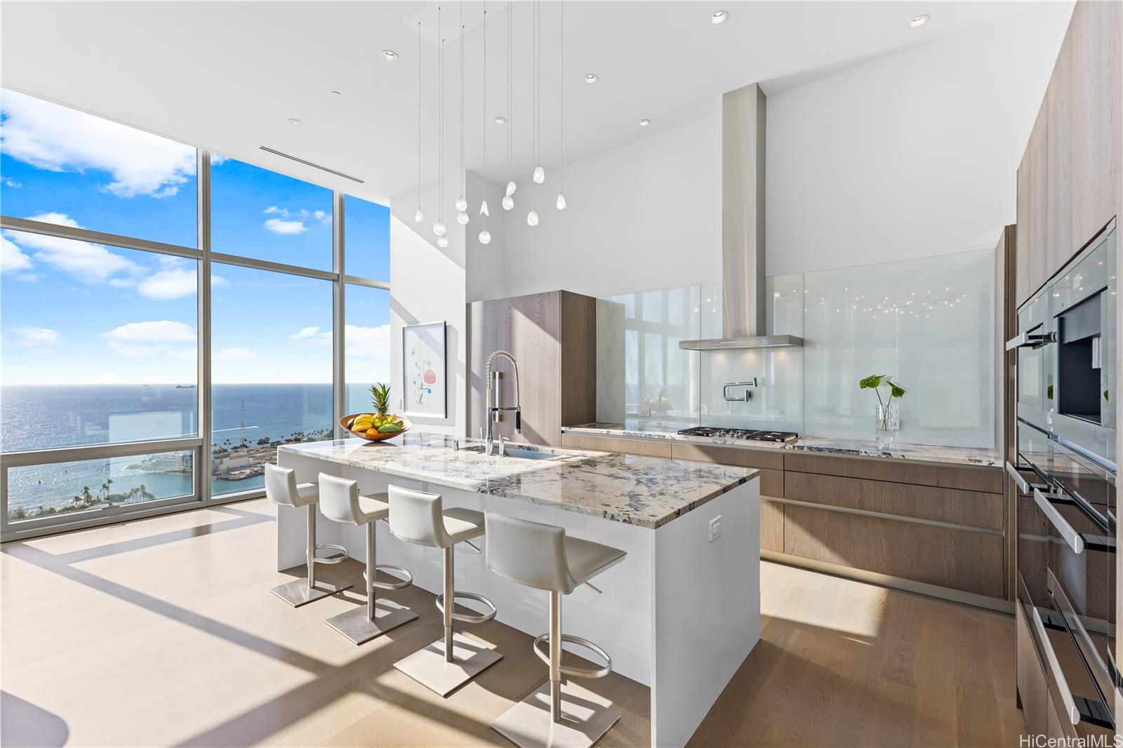 Waiea - 1118 Ala Moana condo # 3400, Honolulu, Hawaii - photo 5 of 25