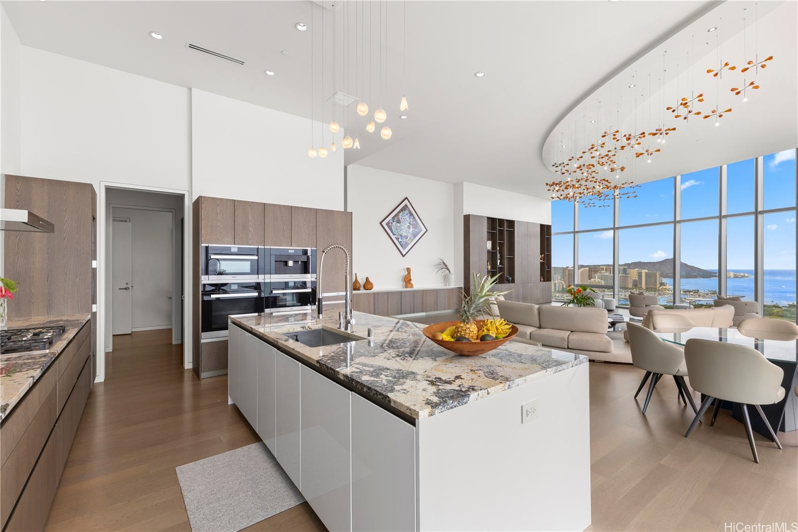 Waiea - 1118 Ala Moana condo # 3400, Honolulu, Hawaii - photo 8 of 25