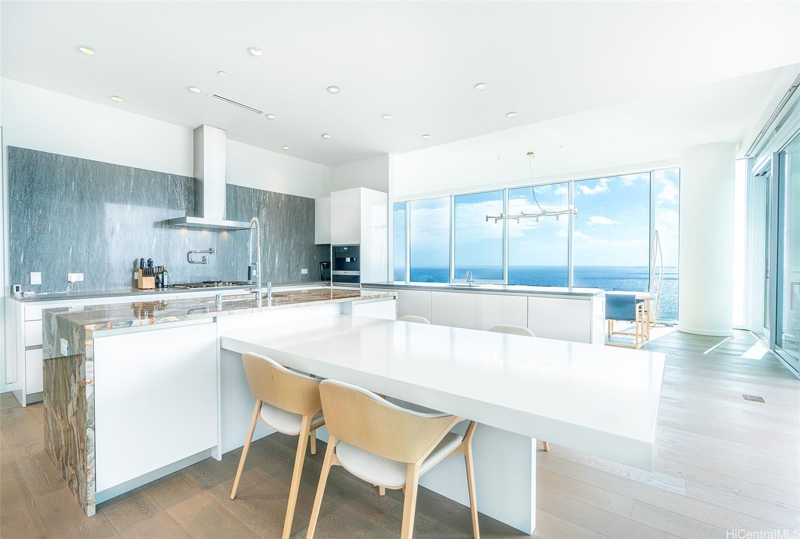 Waiea - 1118 Ala Moana condo # 3401, Honolulu, Hawaii - photo 2 of 25