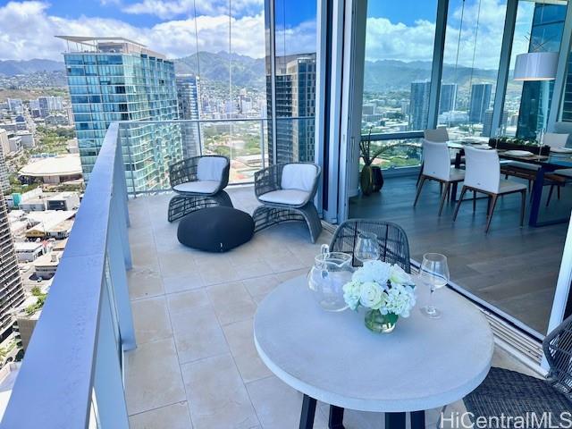 Waiea - 1118 Ala Moana condo # 3403, Honolulu, Hawaii - photo 17 of 24