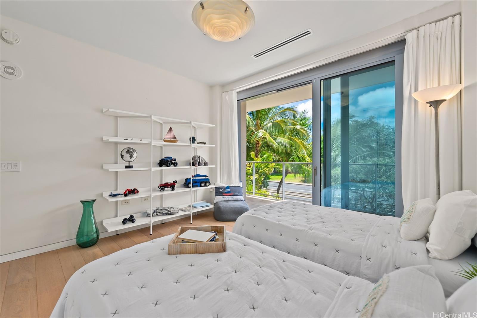 1118 Ala Moana Blvd townhouse # 4, Honolulu, Hawaii - photo 22 of 25