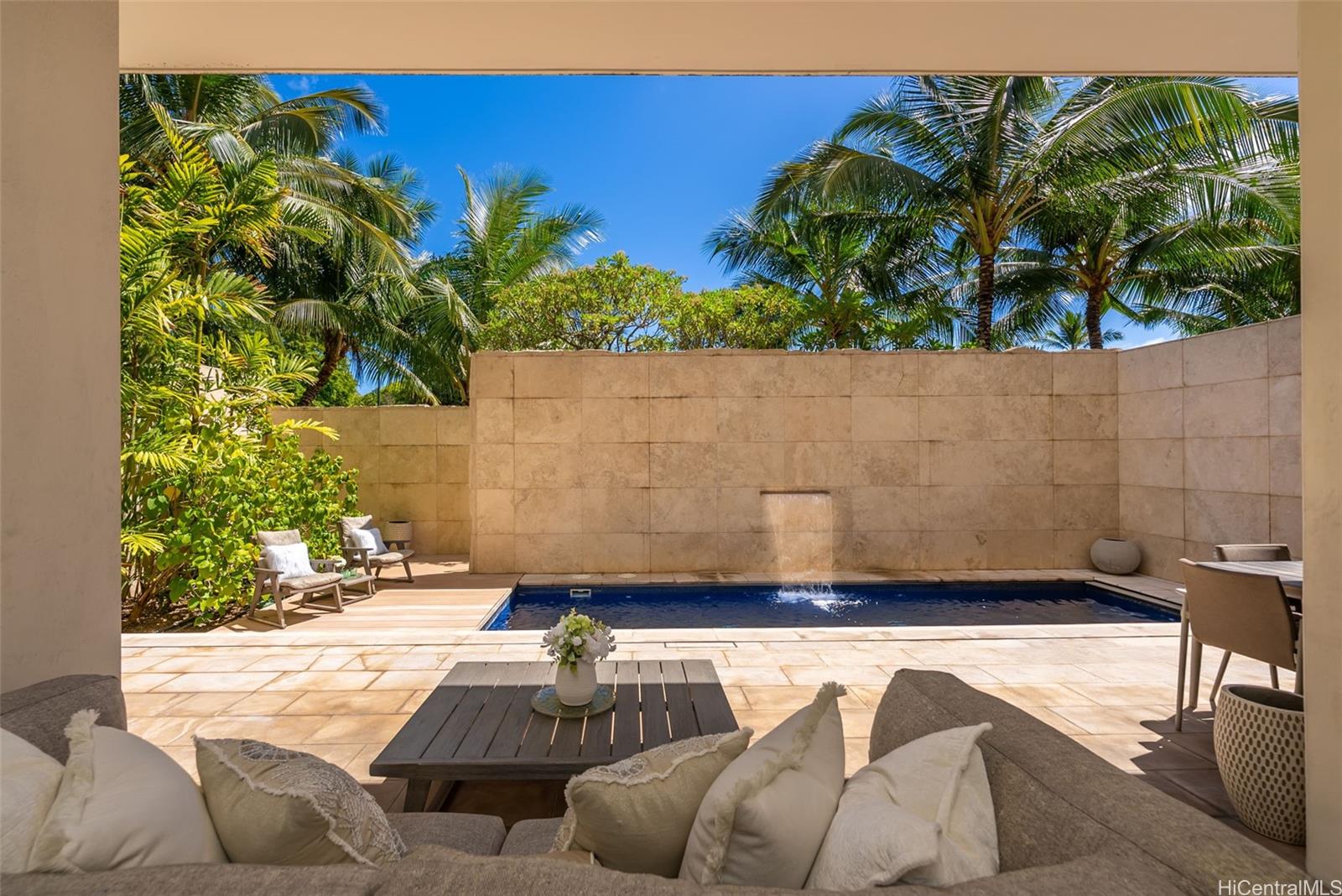 1118 Ala Moana Blvd townhouse # 4, Honolulu, Hawaii - photo 4 of 25