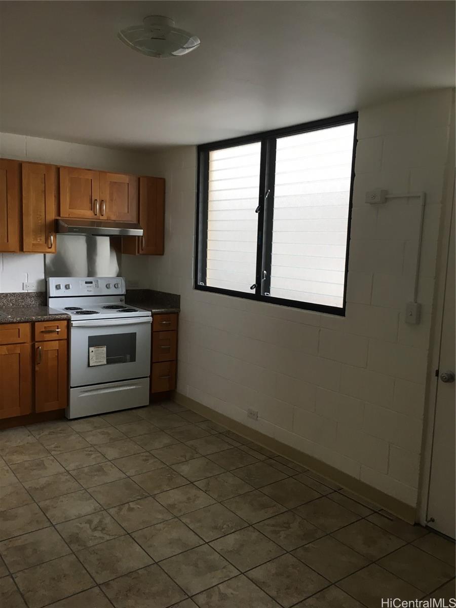 1118 Hoolai St Honolulu - Rental - photo 4 of 13