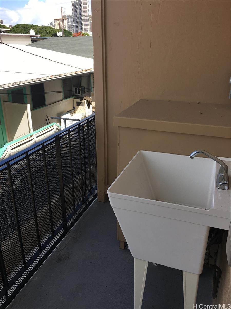 1118 Hoolai St Honolulu - Rental - photo 10 of 13