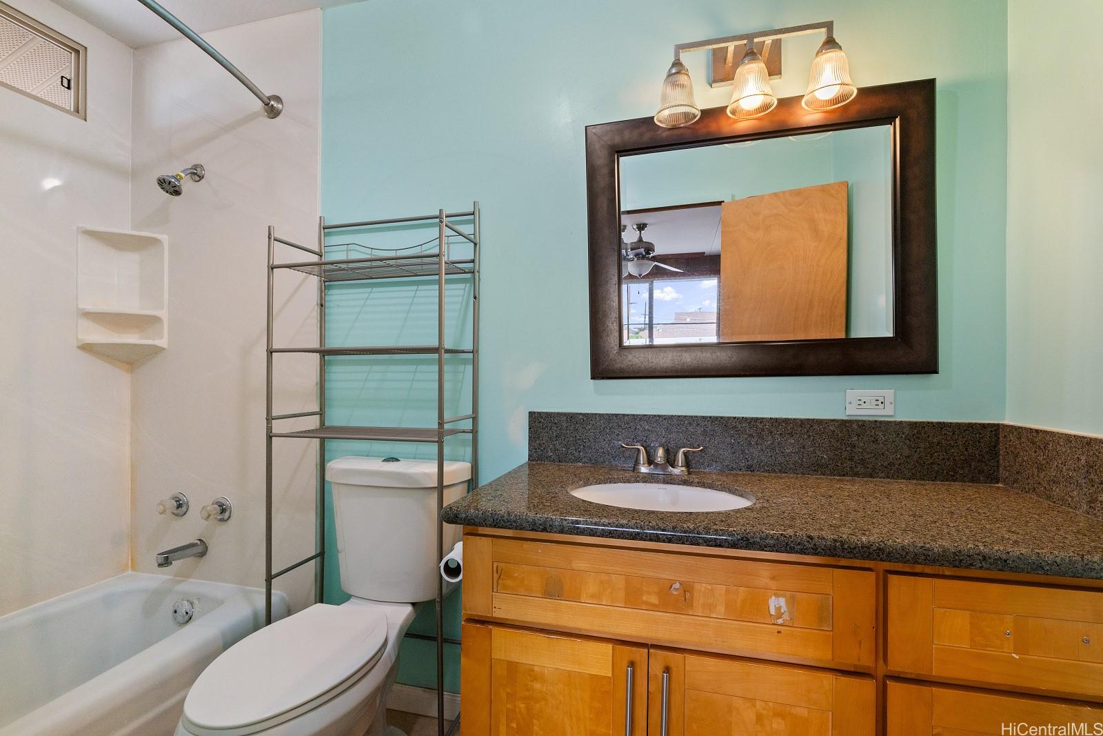 1118  Kaili Street Kalihi-lower, Honolulu home - photo 9 of 25