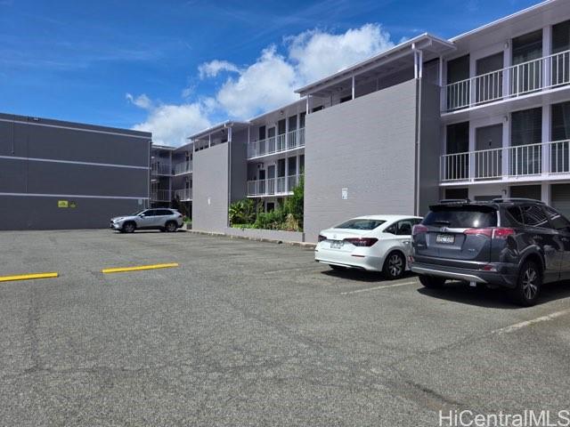 Banyan Gardens condo # 203, Honolulu, Hawaii - photo 2 of 9