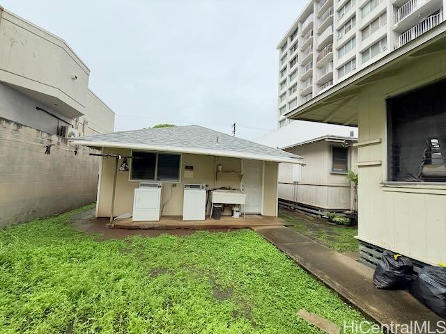 1119 Young Street Honolulu - Multi-family - photo 9 of 18