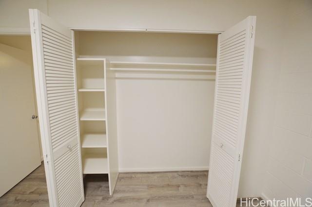 1120 Hassinger St Honolulu - Rental - photo 16 of 20