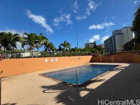 Lakeview Gardens condo # 1901, Honolulu, Hawaii - photo 13 of 14