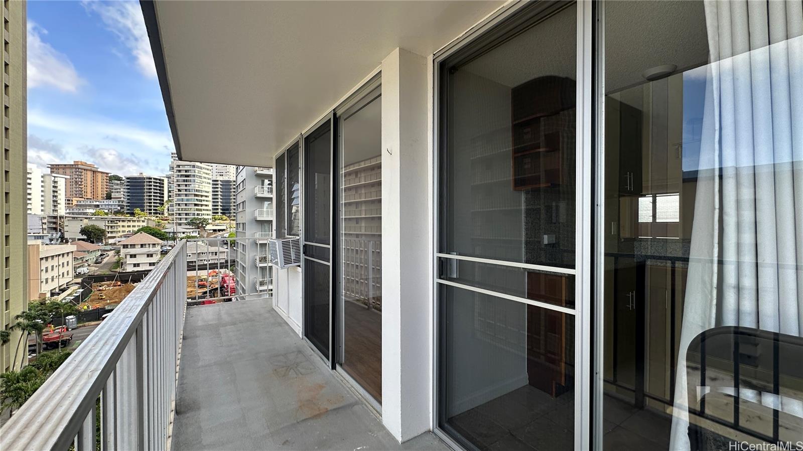 Wilder Regent condo # 900B, Honolulu, Hawaii - photo 16 of 19