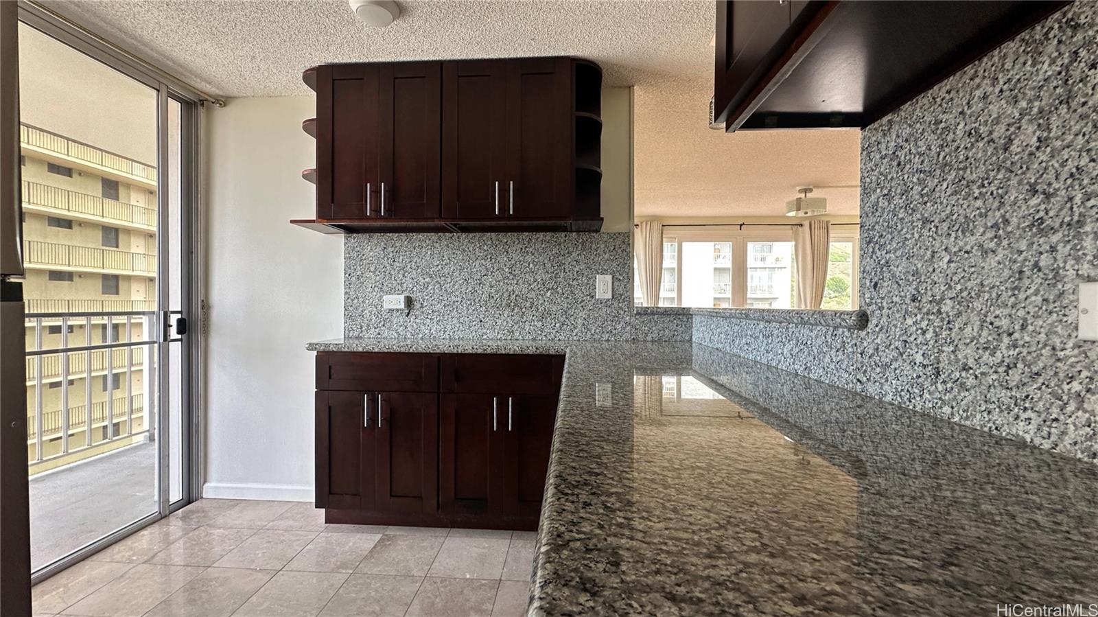 Wilder Regent condo # 900B, Honolulu, Hawaii - photo 9 of 19