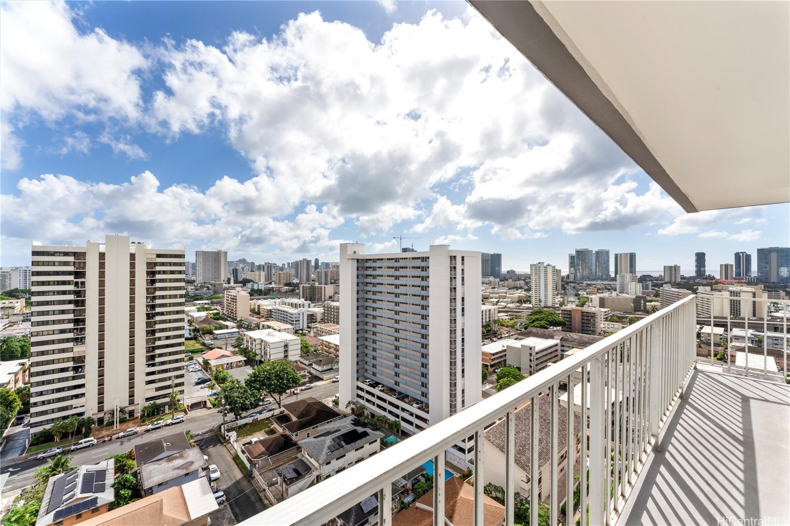 Wilder Regent condo # A, Honolulu, Hawaii - photo 20 of 25