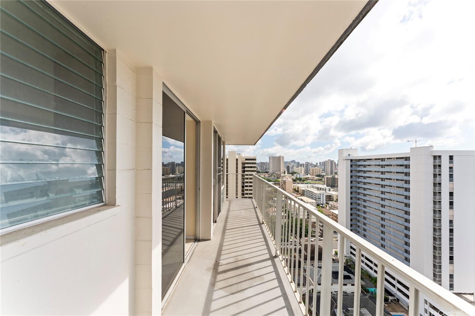 Wilder Regent condo # A, Honolulu, Hawaii - photo 22 of 25