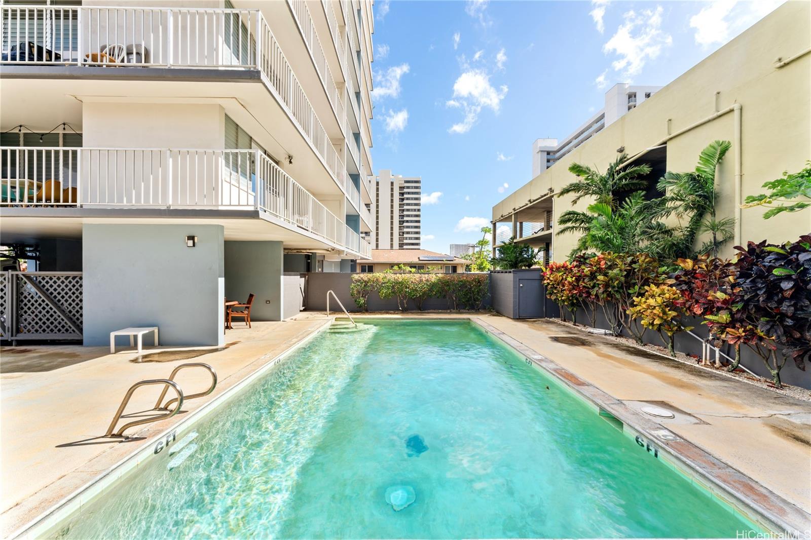 Wilder Regent condo # A, Honolulu, Hawaii - photo 23 of 25