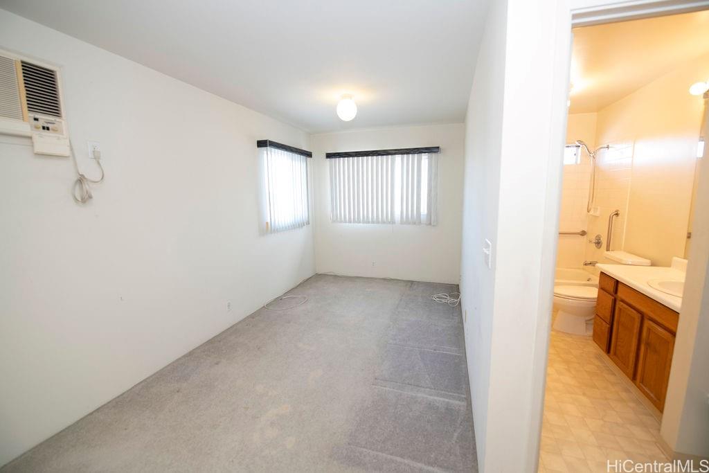 1122  4th Ave Kaimuki, Diamond Head home - photo 13 of 24