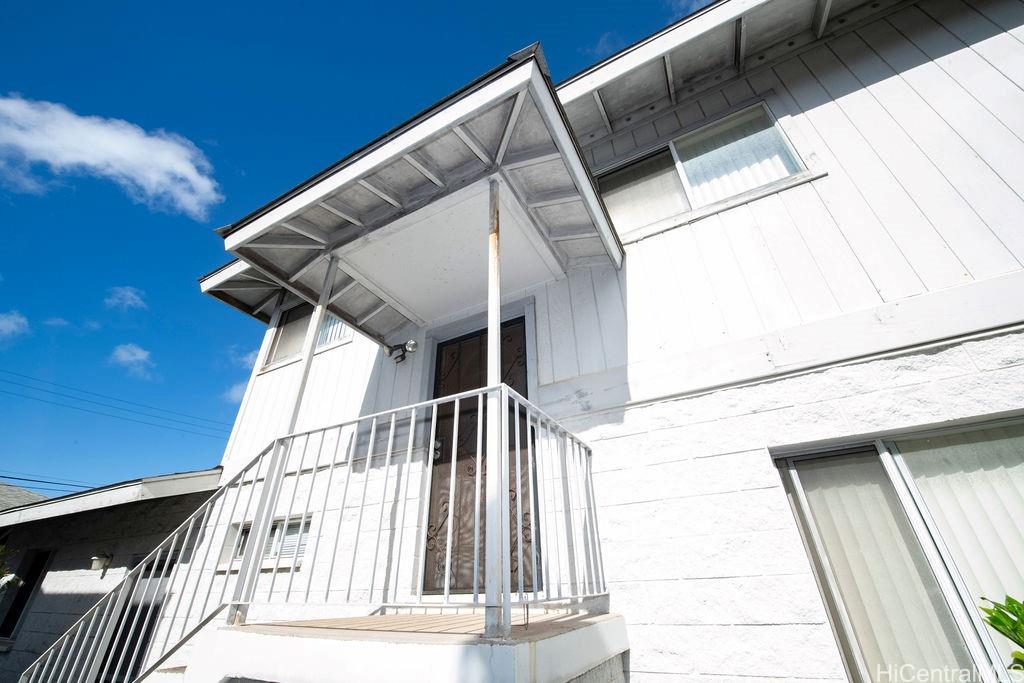 1122  4th Ave Kaimuki, Diamond Head home - photo 21 of 24