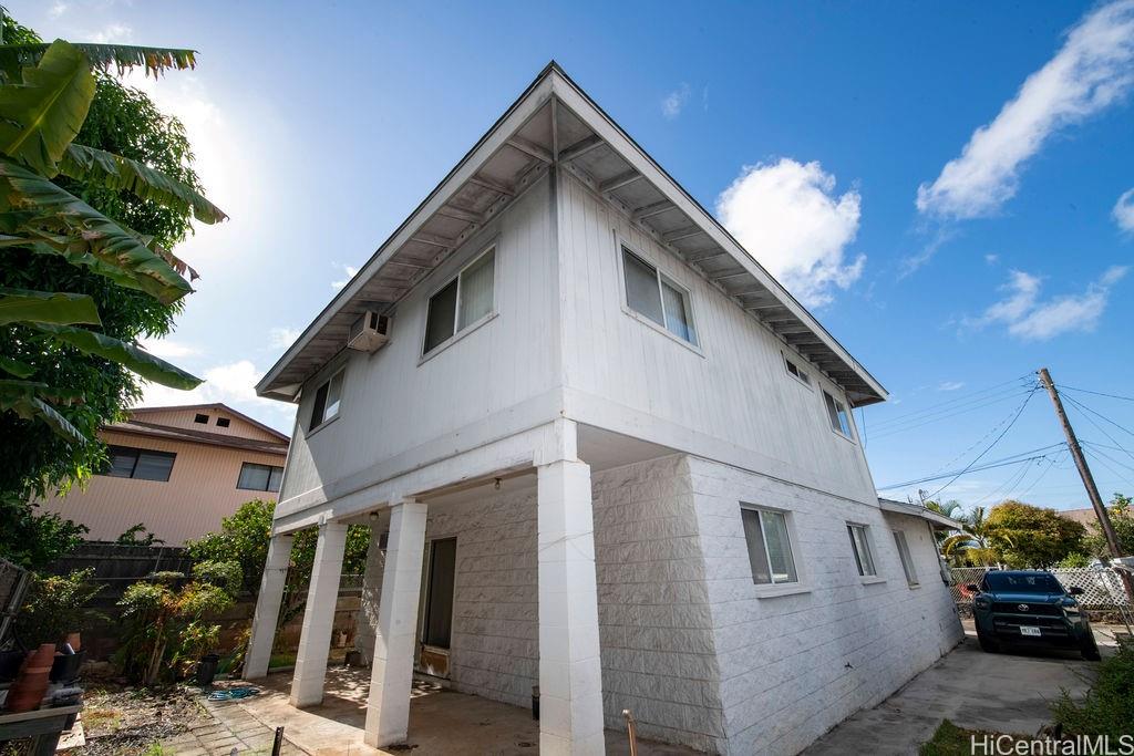 1122  4th Ave Kaimuki, Diamond Head home - photo 22 of 24