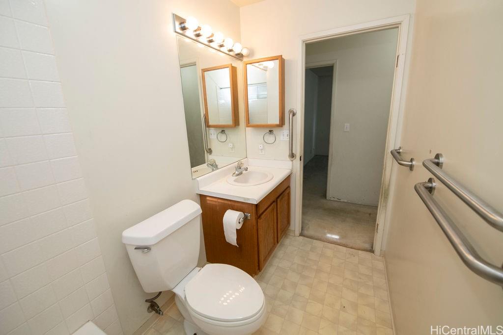 1122  4th Ave Kaimuki, Diamond Head home - photo 7 of 24