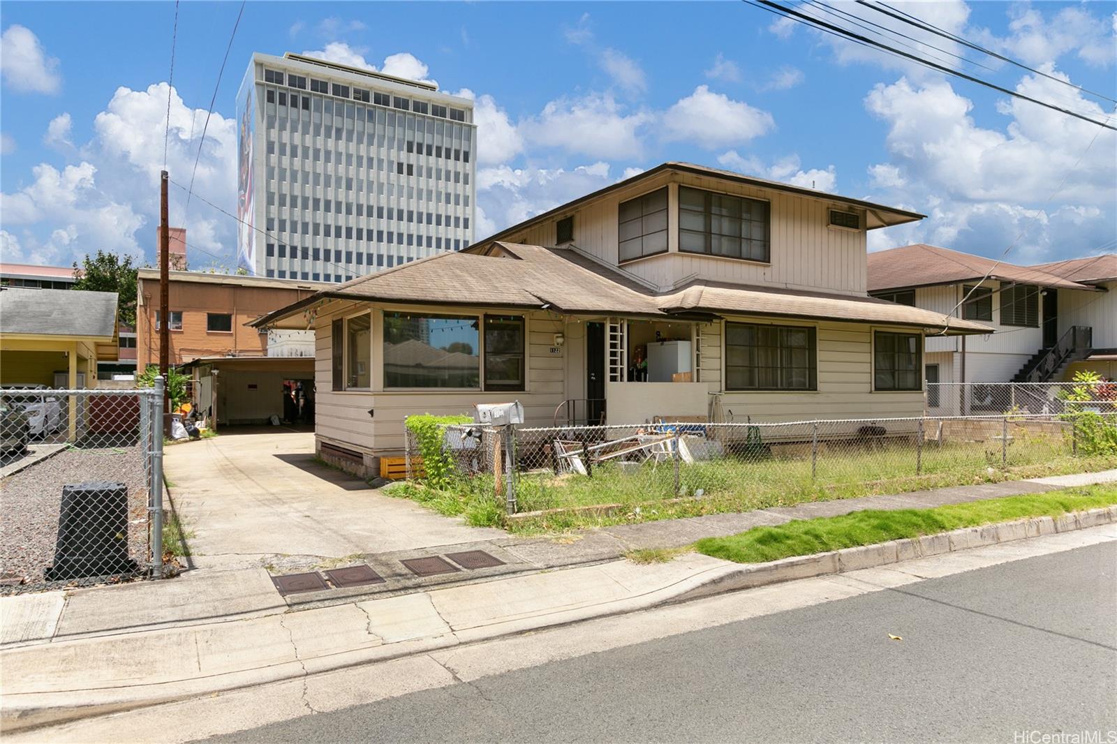 1122  Alohi Way Kakaako, Honolulu home - photo 5 of 11
