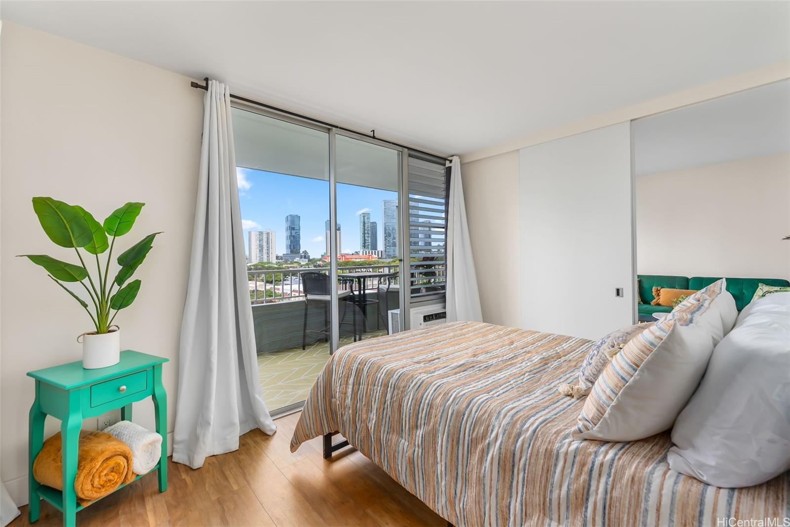 Elms condo # 702, Honolulu, Hawaii - photo 14 of 25