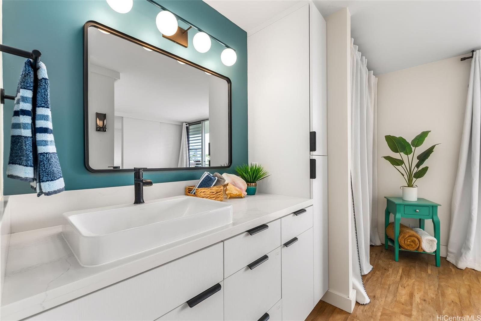 Elms condo # 702, Honolulu, Hawaii - photo 15 of 25