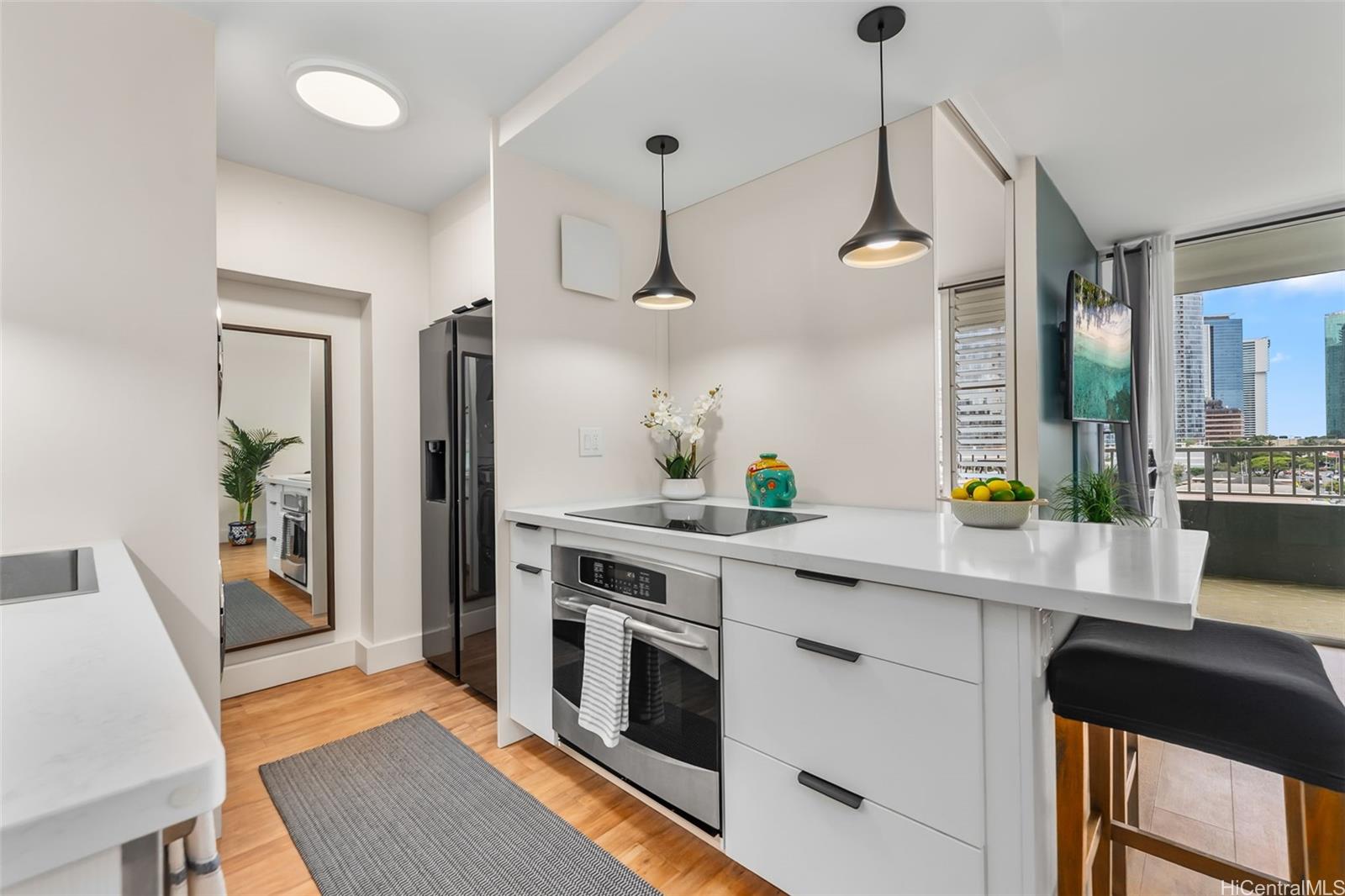 Elms condo # 702, Honolulu, Hawaii - photo 7 of 25