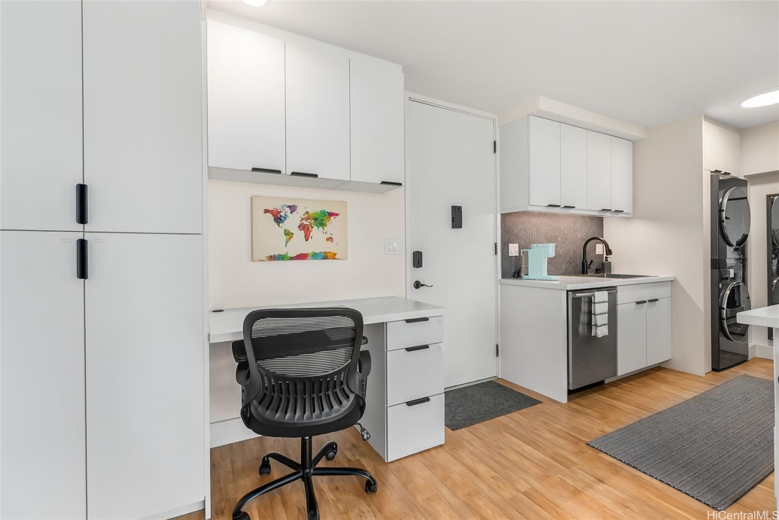 Elms condo # 702, Honolulu, Hawaii - photo 10 of 25