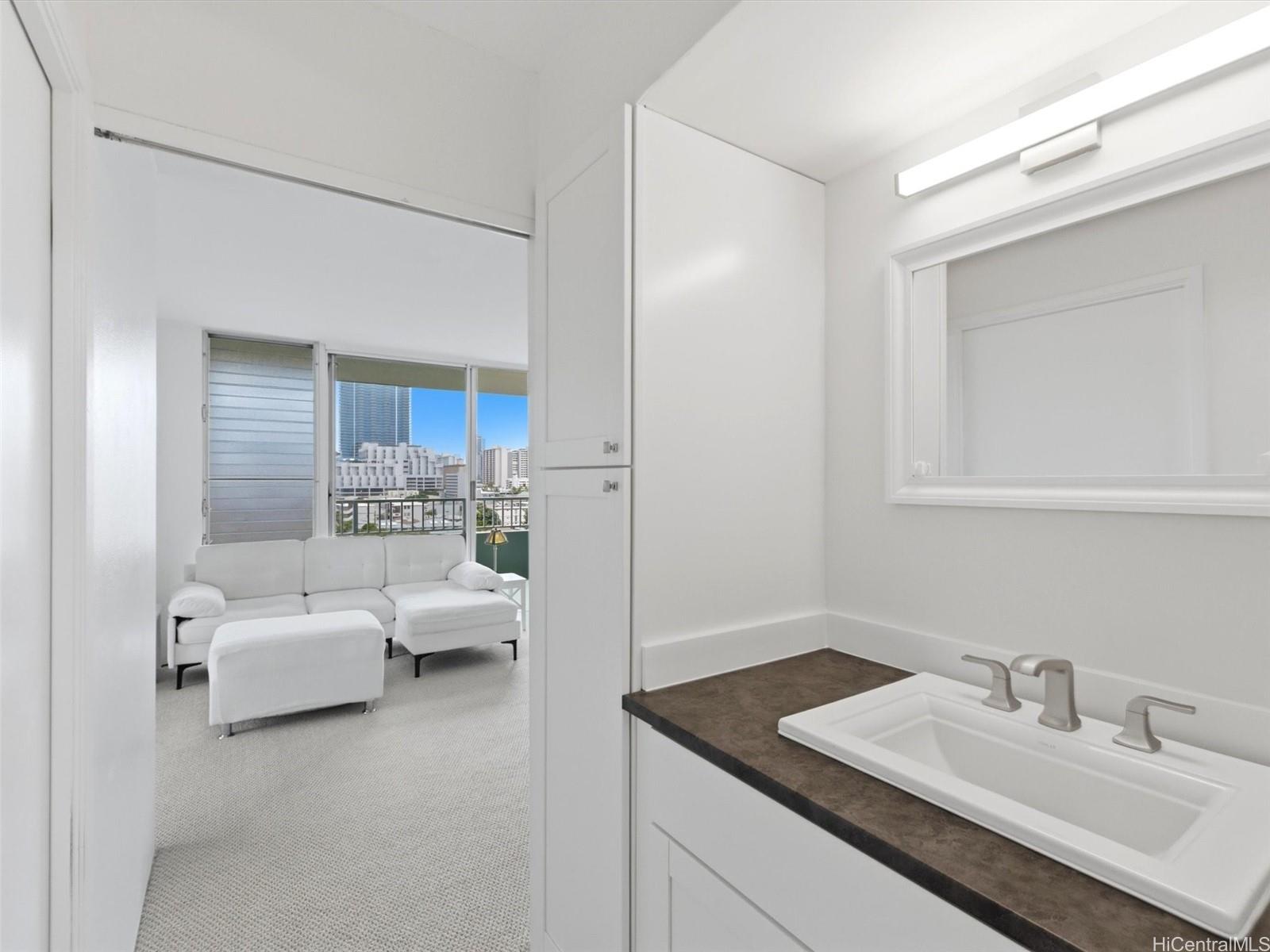 Elms condo # 809, Honolulu, Hawaii - photo 14 of 25