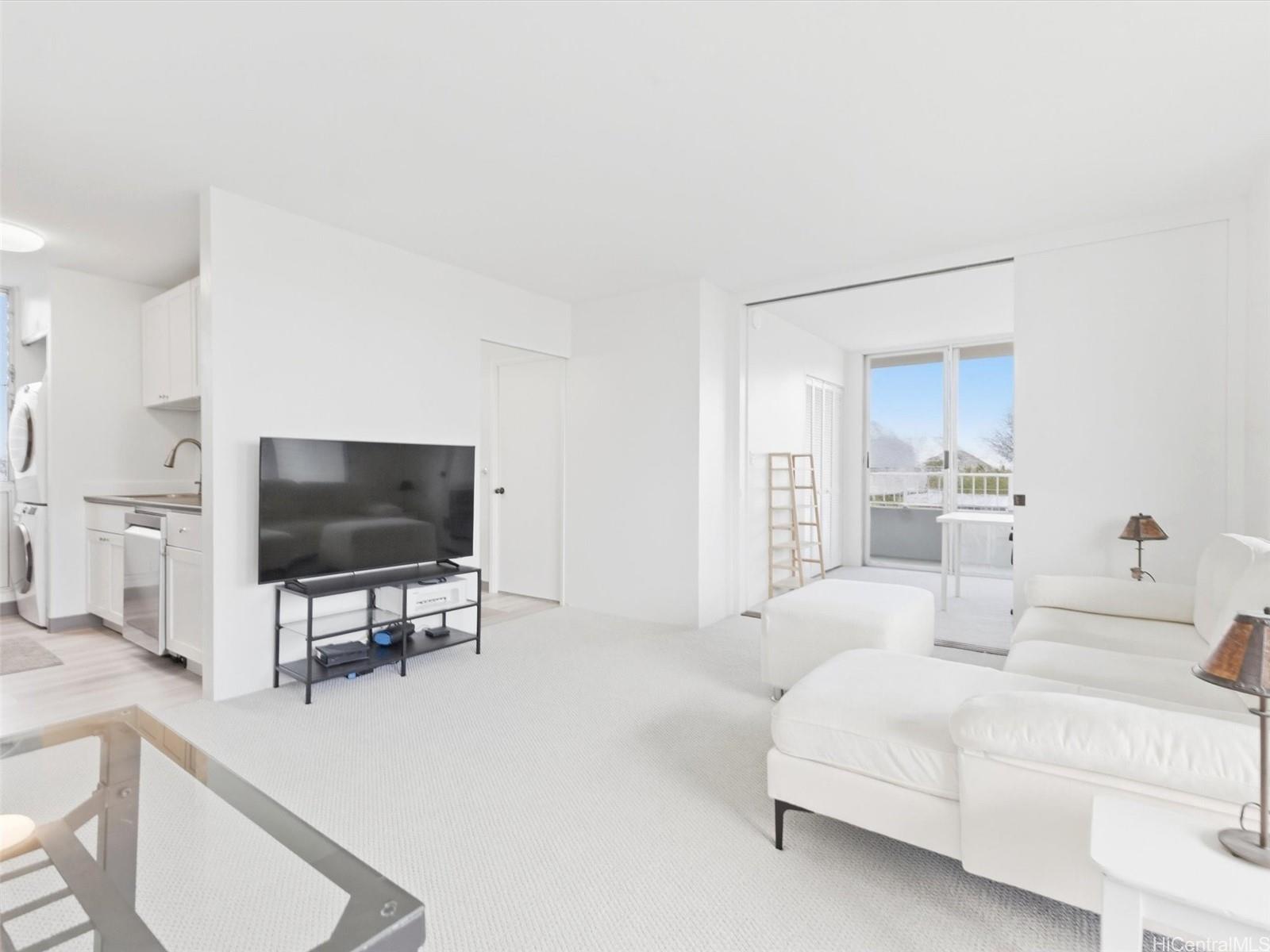 Elms condo # 809, Honolulu, Hawaii - photo 3 of 25