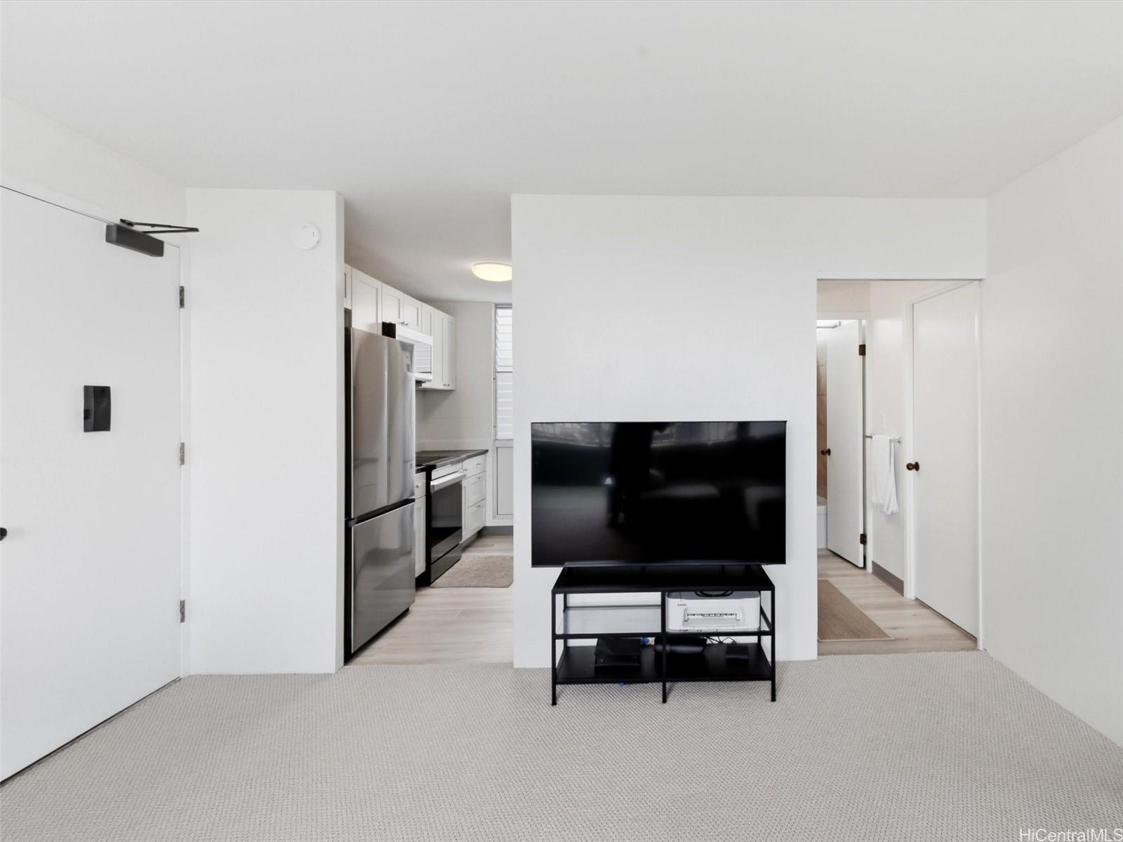 Elms condo # 809, Honolulu, Hawaii - photo 5 of 25