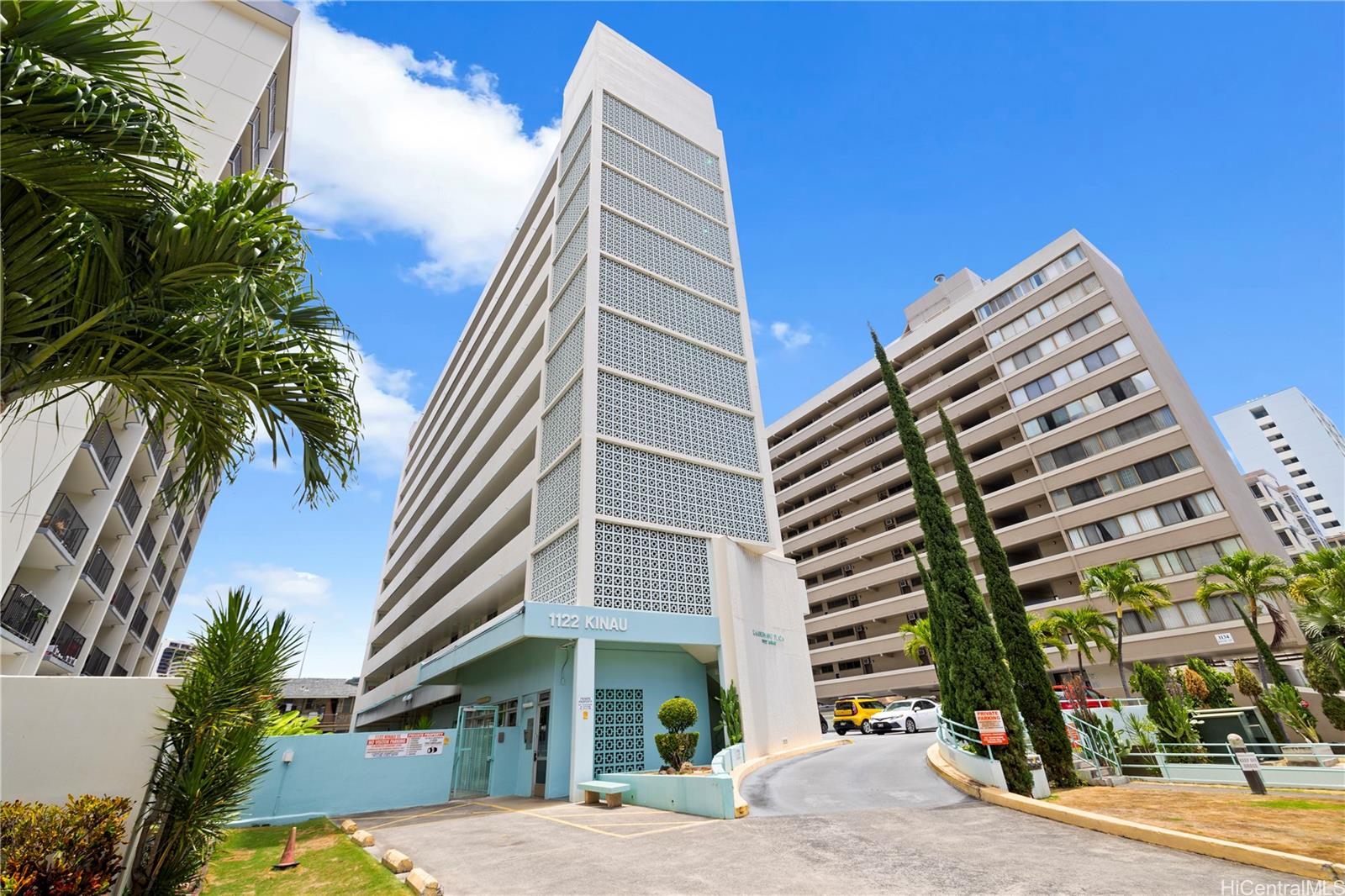 Kaahumanu Plaza condo # 405, Honolulu, Hawaii - photo 18 of 22