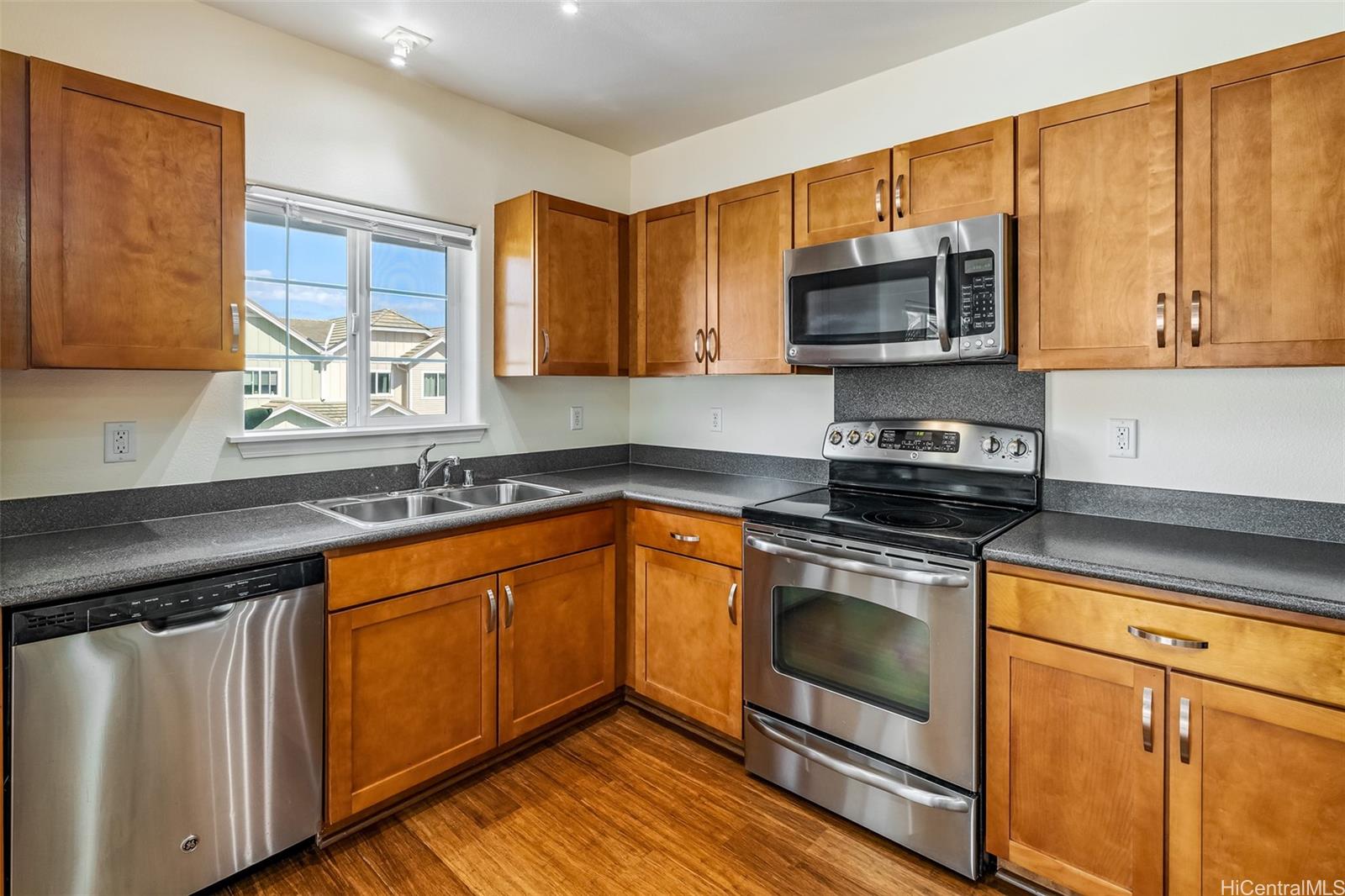 Mehana at Kapolei townhouse # 1606, Kapolei, Hawaii - photo 6 of 25