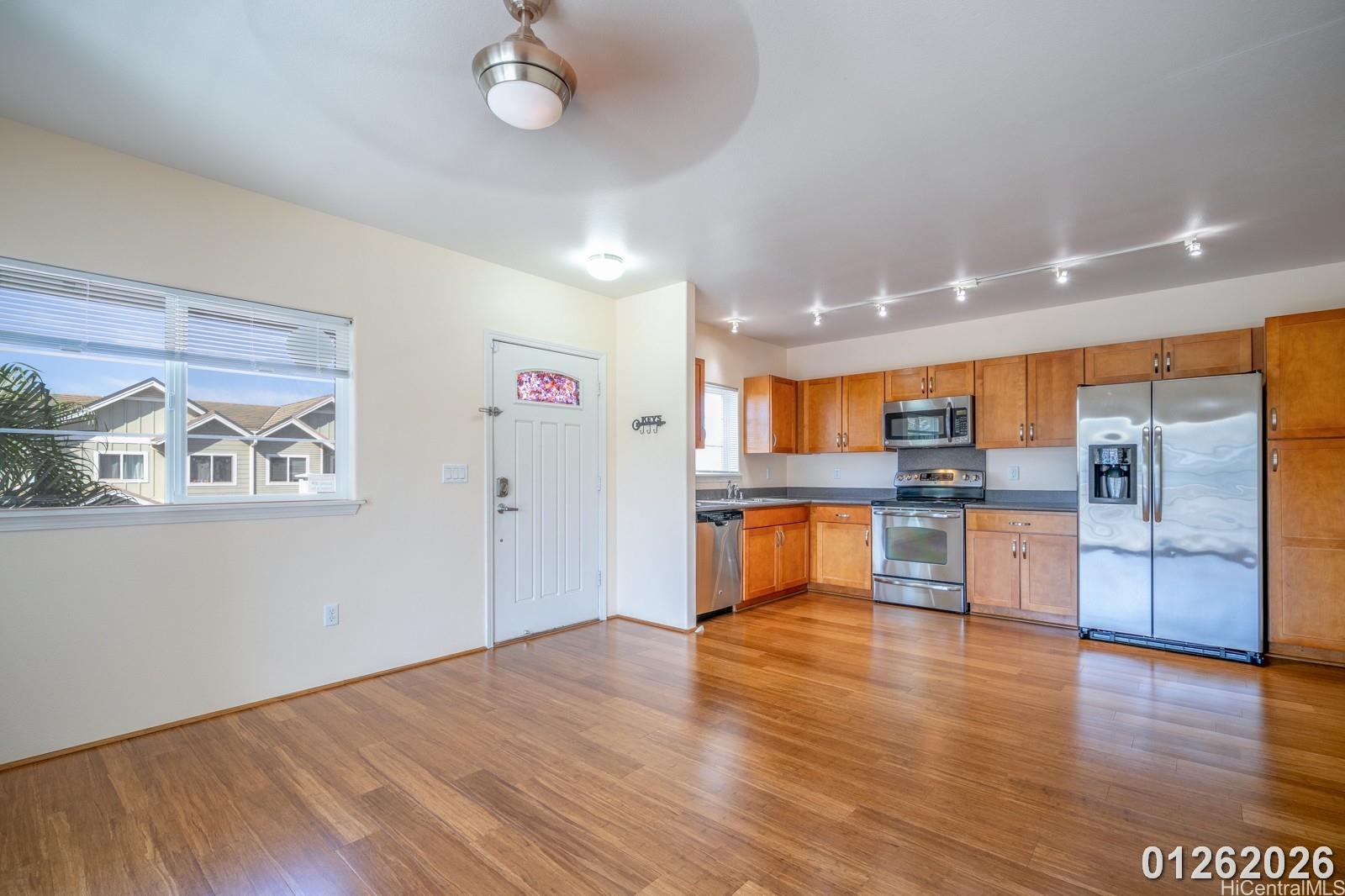 1122 Kukulu St Kapolei - Rental - photo 4 of 25