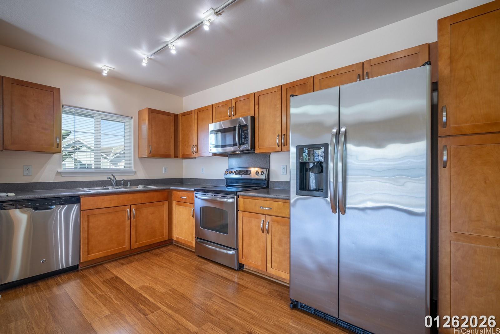 1122 Kukulu St Kapolei - Rental - photo 9 of 25