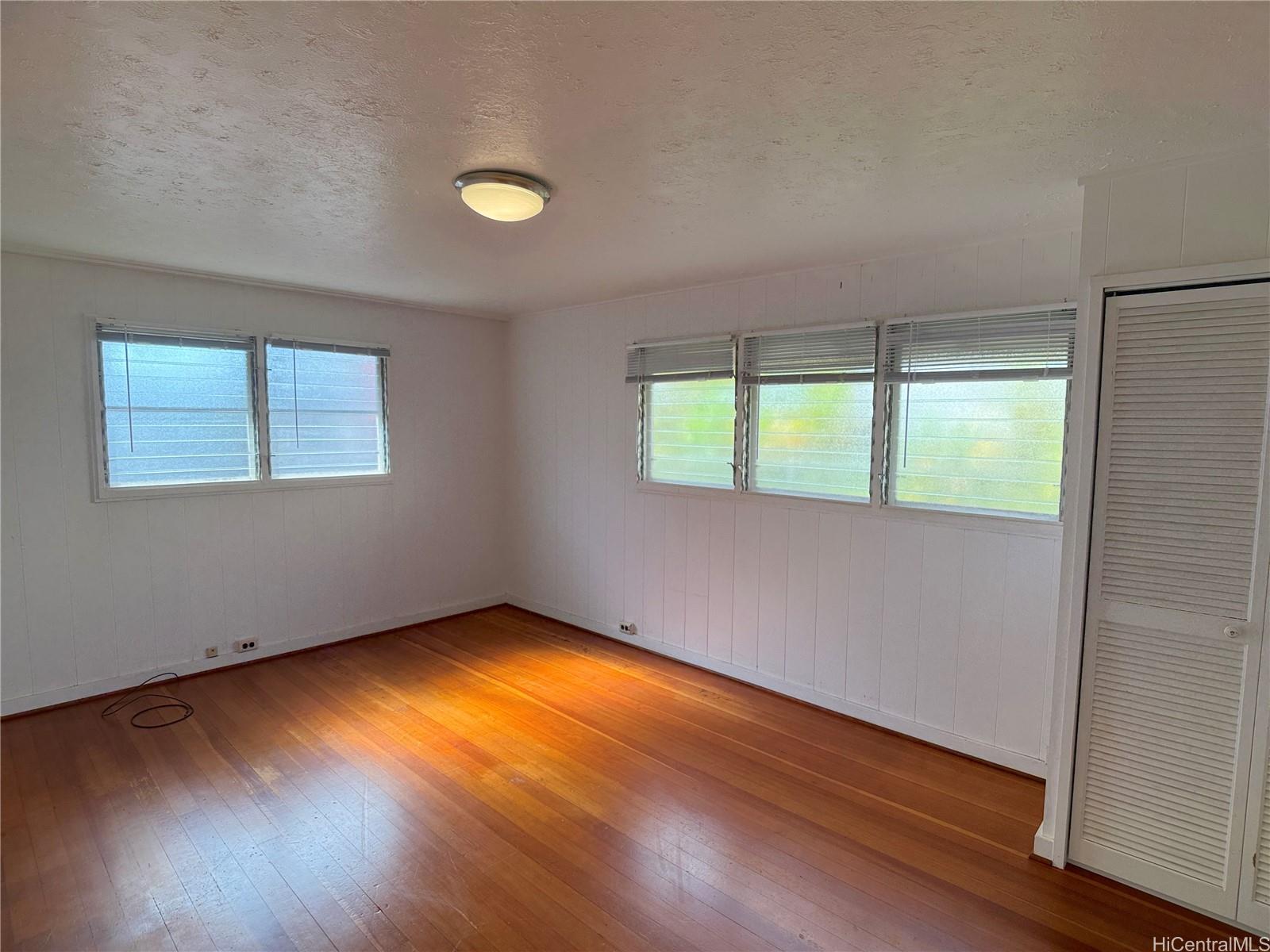 1124 16th Ave Honolulu - Rental - photo 13 of 15