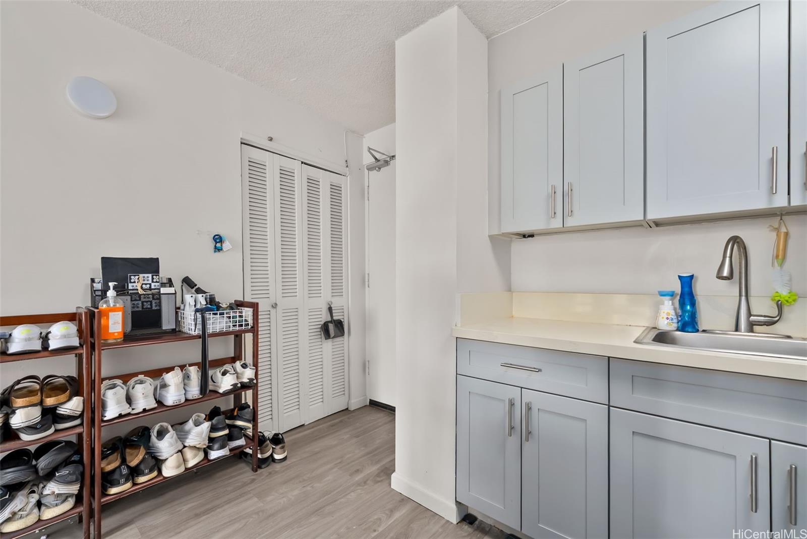 Pacificana Atlas condo # 503, Honolulu, Hawaii - photo 11 of 24