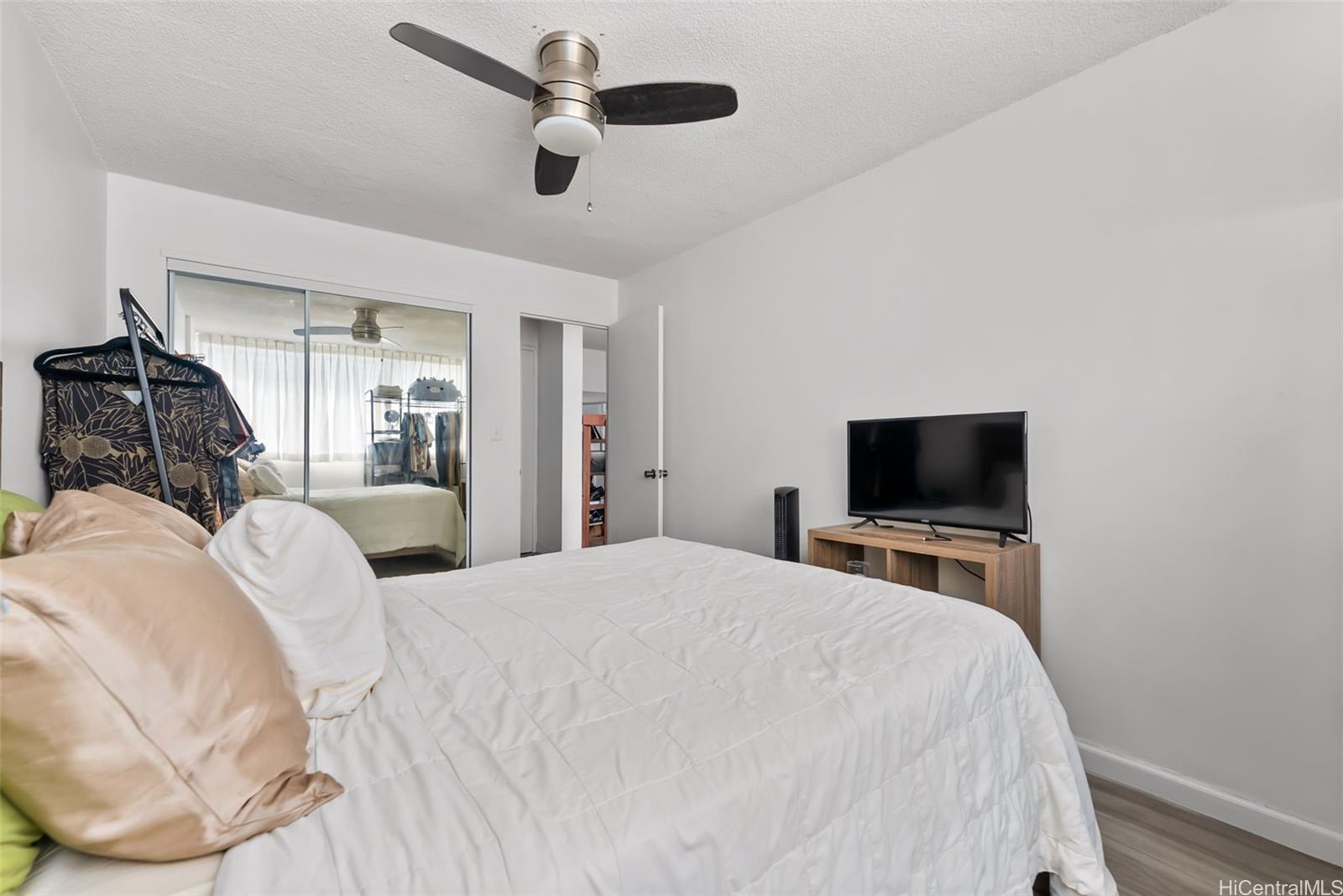 Pacificana Atlas condo # 503, Honolulu, Hawaii - photo 15 of 24