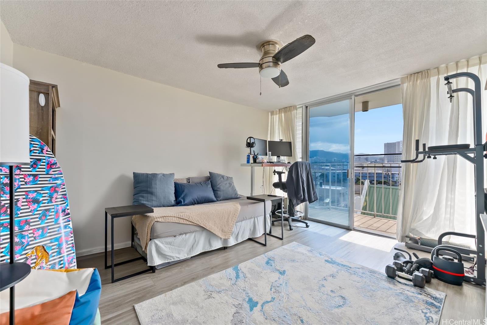 Pacificana Atlas condo # 503, Honolulu, Hawaii - photo 3 of 24