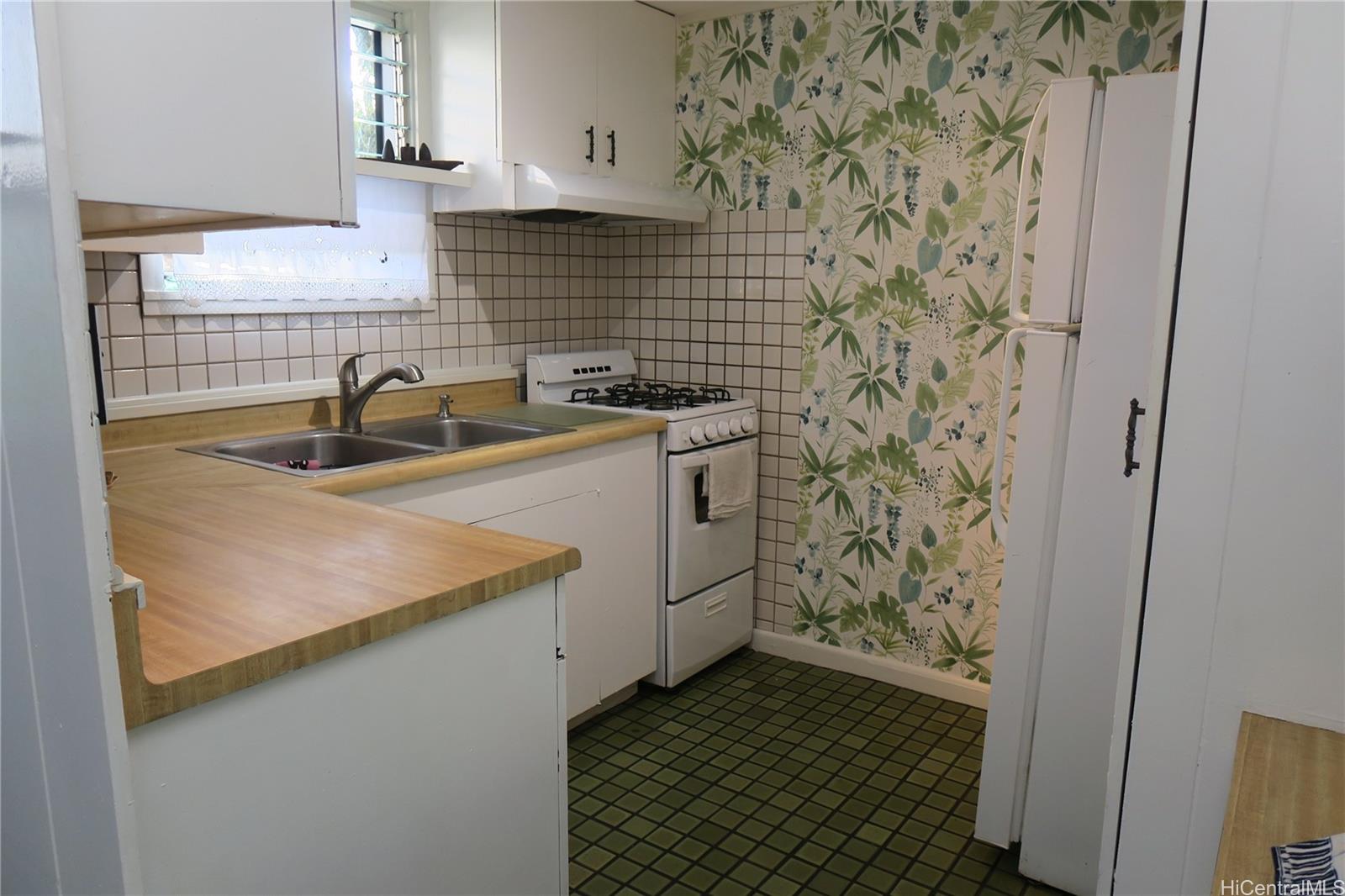 1126 3rd Ave Honolulu - Multi-family - photo 12 of 20