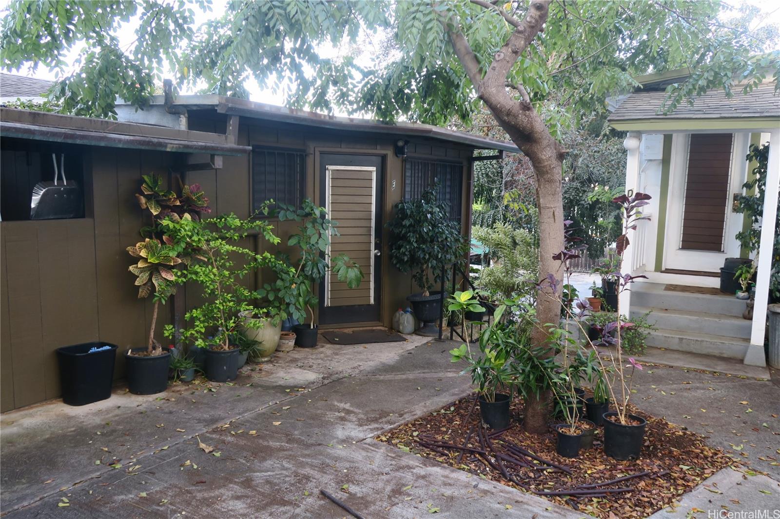 1126 3rd Ave Honolulu - Multi-family - photo 8 of 20