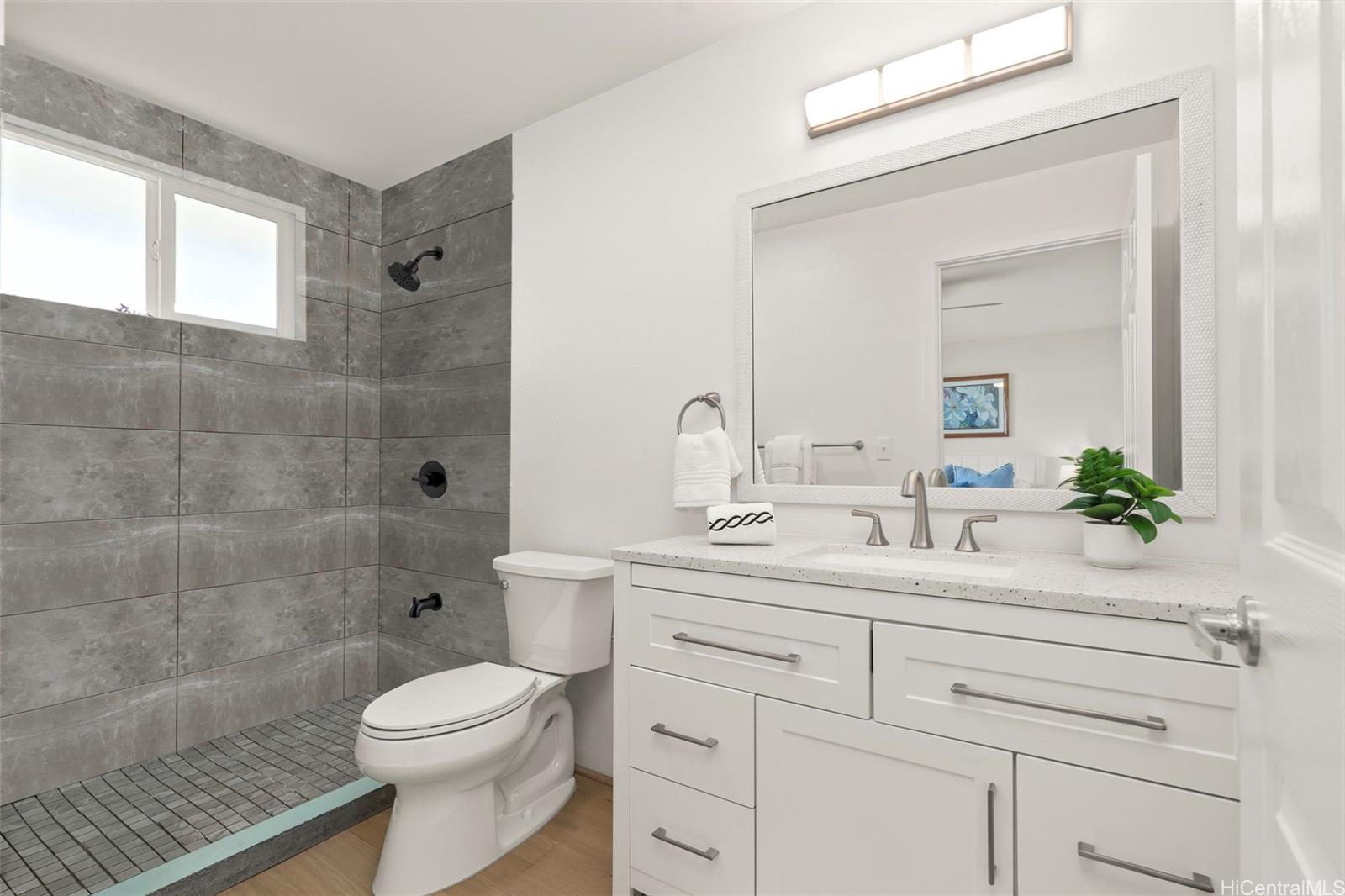 1126  Lunaai Street Maunawili, Kailua home - photo 12 of 25