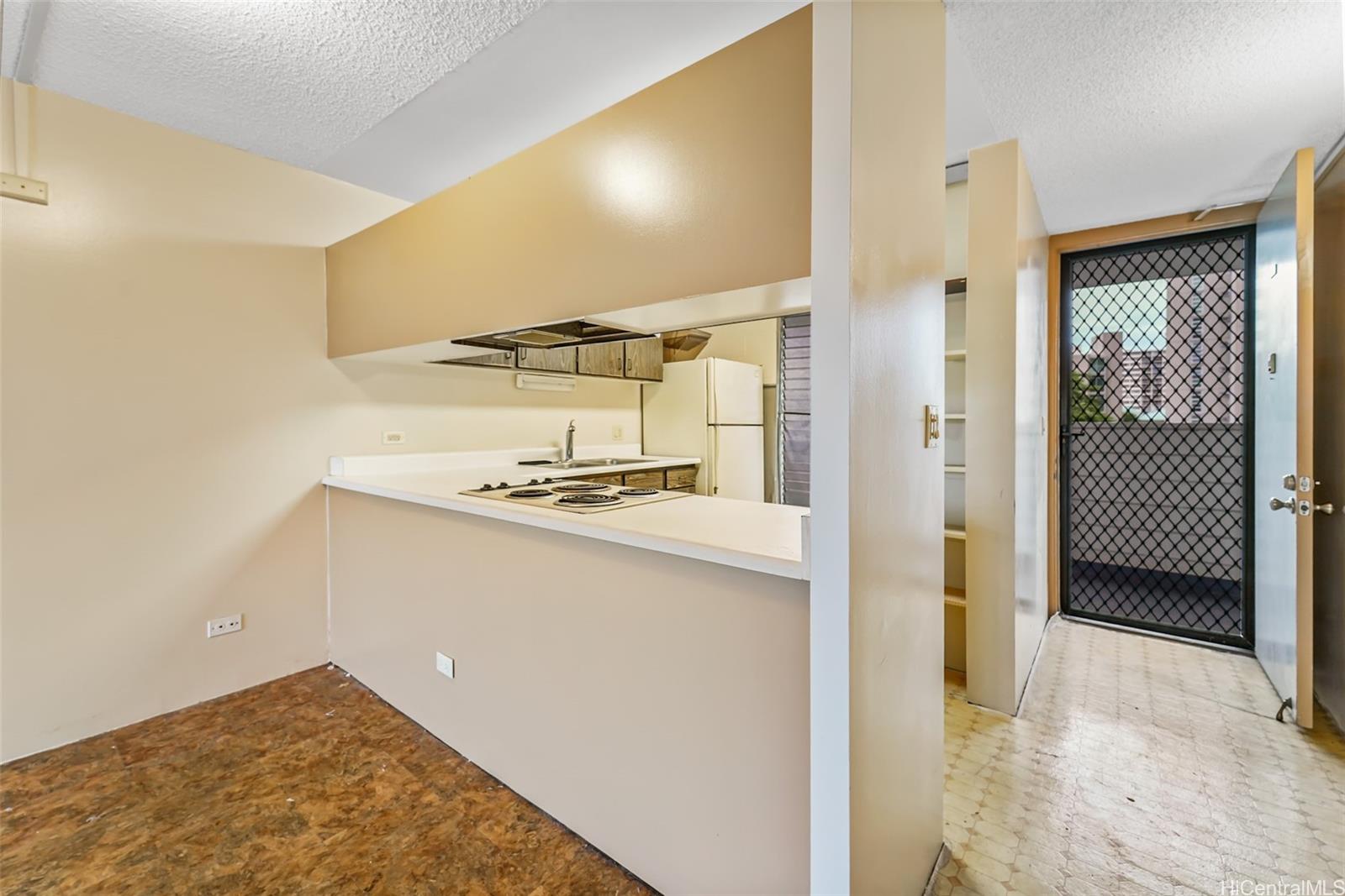 Greenwood condo # 402, Honolulu, Hawaii - photo 11 of 24