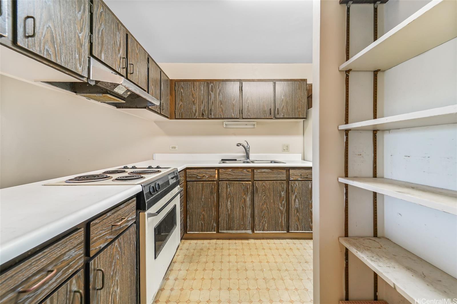 Greenwood condo # 402, Honolulu, Hawaii - photo 6 of 24