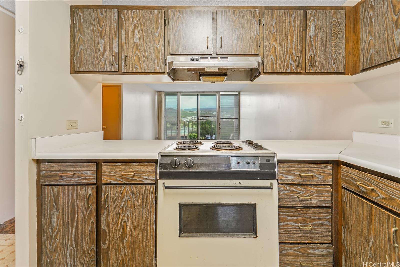 Greenwood condo # 402, Honolulu, Hawaii - photo 9 of 24